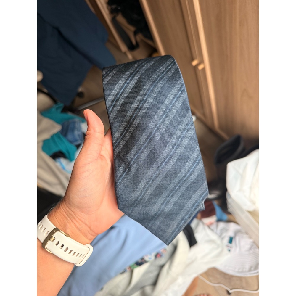 Gucci Black Charcoal Grey Navy Diagonal Stripe 100% Silk Necktie Made in Italy - Picture 7 of 11
